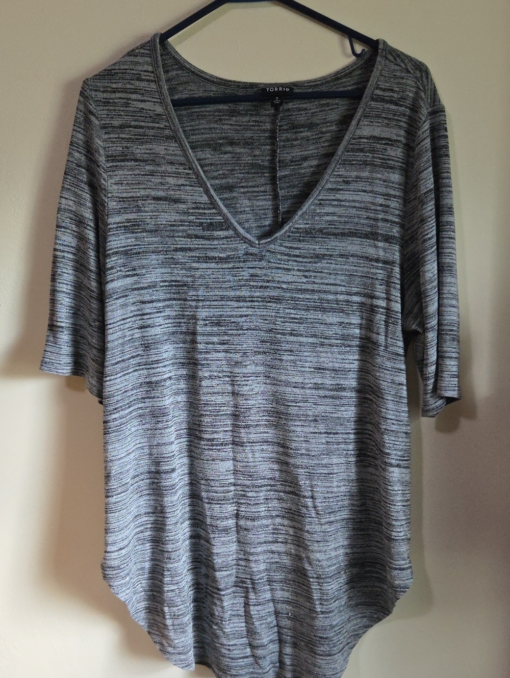 torrid Gray Striped V-Neck Short Sleeve Top